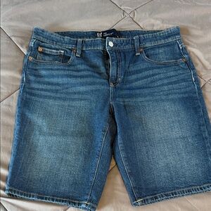 GAP Classic Blue Denim Bermuda Shorts size 14